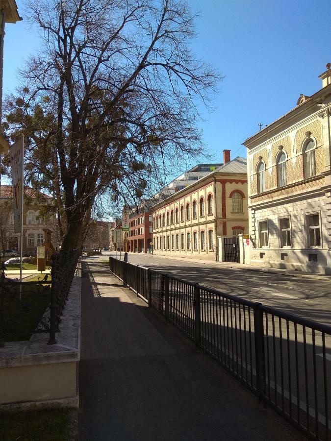 Kosice Smart Apartman Eksteriør billede